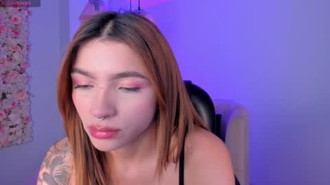 Lexie  online show from October 2025 06:25:02 PM