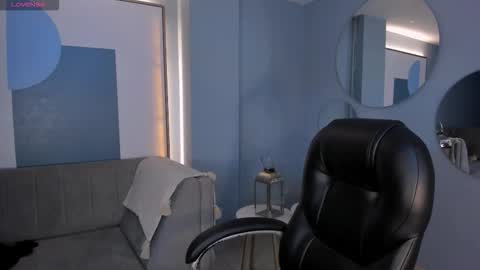 Lexie  online show from October 2025 06:38:02 PM