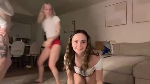 lexiiismith online show from February 2026 02:53:01 AM