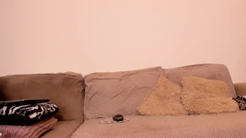 Snapshot of lexilow chatting on February 2026 06:03:02 PM LexiLow online show from February 2026 06:03:02 PM