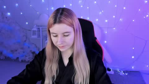 Lexi Wenford NO NUDE GODDESS online show from December 2024 04:01:02 AM