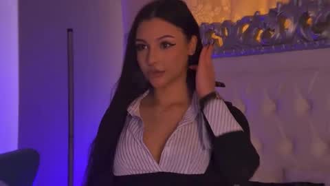 Snapshot of lexy_banks chatting on February 2026 08:42:01 AM LexyBanks online show from February 2026 08:42:01 AM