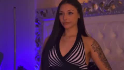 Snapshot of lexy_banks chatting on February 2026 07:57:02 AM LexyBanks online show from February 2026 07:57:02 AM