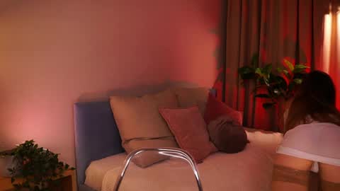 Lexy  online show from April 2026 08:50:01 PM
