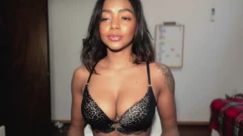 Snapshot of lexy_squirt_queen chatting on February 2026 02:10:01 PM LEXY - Independent account online show from February 2026 02:10:01 PM