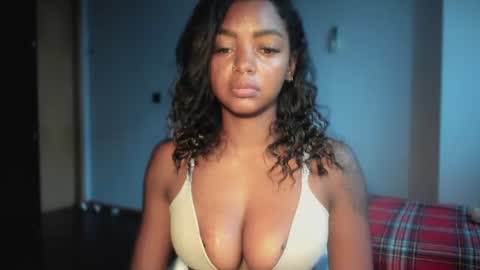 Snapshot of lexy_squirt_queen chatting on June 2026 10:12:02 AM LEXY - Independent account online show from June 2026 10:12:02 AM