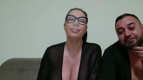 Snapshot of leya_nicholls chatting on December 2025 09:44:01 PM Leya online show from December 2025 09:44:01 PM