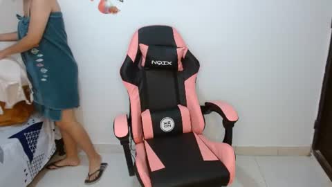 leydy_day online show from July 2026 07:42:02 PM