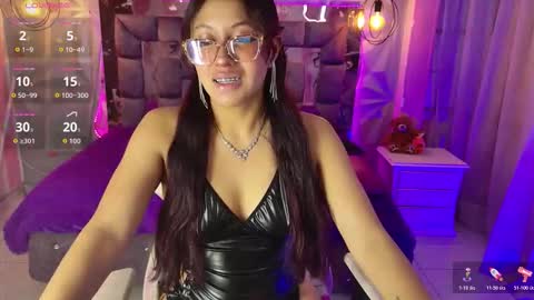 Snapshot of leyla_collinss chatting on January 2026 02:05:01 AM Leyla online show from January 2026 02:05:01 AM