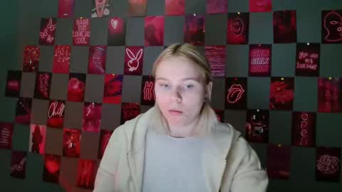 Leyla online show from September 2025 07:01:02 AM