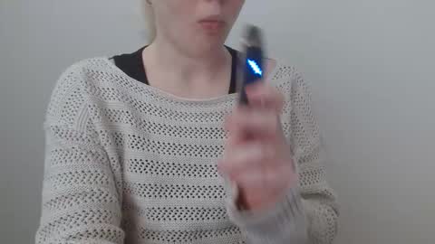 Leyla online show from April 2026 06:00:02 AM