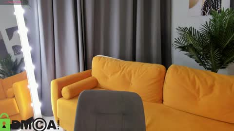 leylamirage online show from April 2026 12:20:01 PM