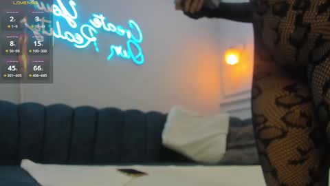 Leyla online show from March 2026 11:24:01 AM