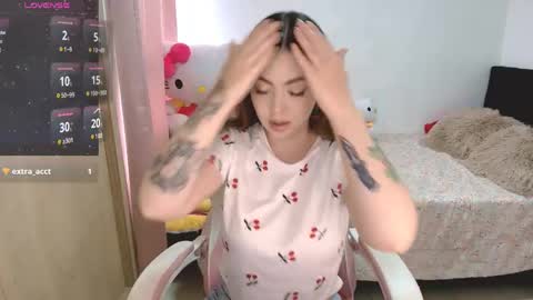 Leyla  online show from April 2026 02:12:02 PM