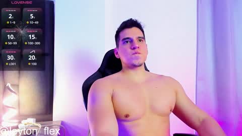 L E Y T O N online show from October 2025 11:28:02 PM