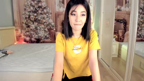 Snapshot of li_baby chatting on December 2024 01:49:02 PM Shaya MILKY BOOBS online show from December 2024 01:49:02 PM