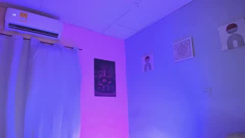 Lia 3 online show from October 2025 02:30:01 AM