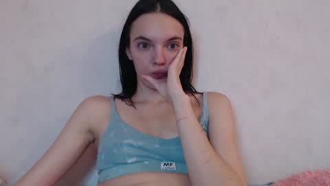 Snapshot of lia__meow chatting on January 2025 08:04:01 PM Lia online show from January 2025 08:04:01 PM