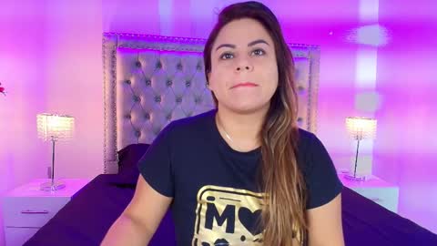 Lia  online show from November 2025 03:45:02 AM