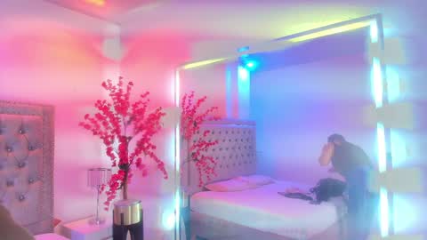 Lia  online show from May 2026 03:48:01 AM