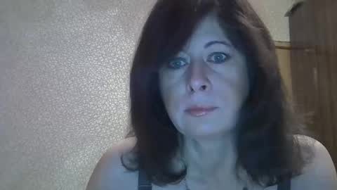 Snapshot of lia_ang chatting on November 2025 05:33:02 PM lia_ang online show from November 2025 05:33:02 PM