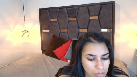  LIA  online show from April 2026 12:02:01 PM