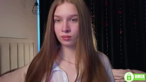 Lia  online show from February 2026 12:04:02 PM