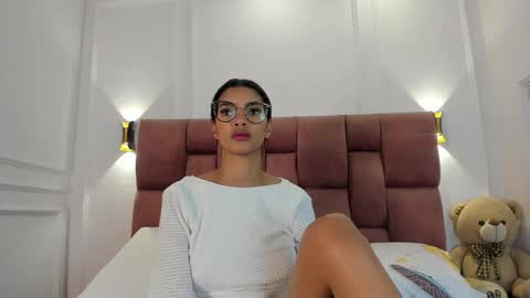 Snapshot of lia_girl2 chatting on January 2025 07:17:02 AM Lia online show from January 2025 07:17:02 AM