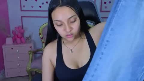 lia_harper_t online show from May 2026 03:02:01 AM