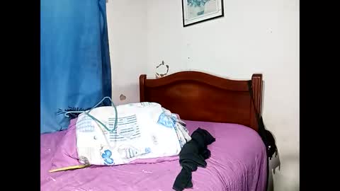 Lia online show from February 2025 05:52:01 AM