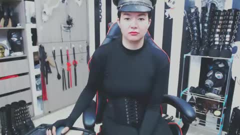 Snapshot of lia_izumy chatting on December 2024 11:44:01 AM . online show from December 2024 11:44:01 AM