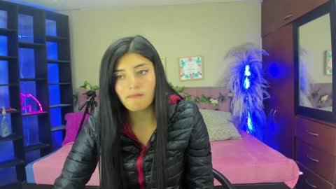 lia online show from January 2025 07:49:02 PM