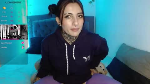 lia spicy   ig online show from October 2025 03:23:02 PM