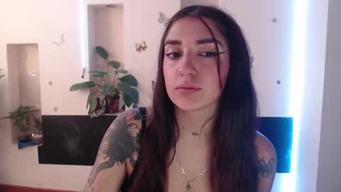 Lia Mitch online show from January 2025 06:57:01 PM