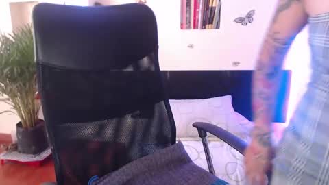 Lia Mitch online show from March 2025 07:16:02 PM
