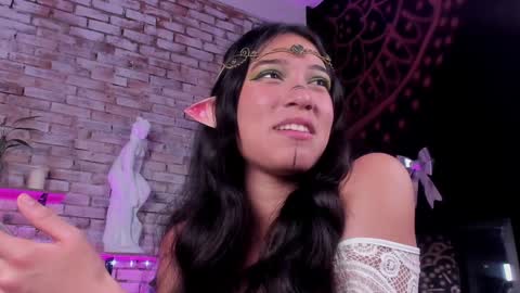 Liana online show from December 2024 03:20:02 PM