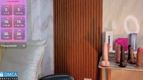 lia summer1 online show from September 2025 07:05:01 PM