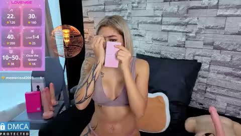 Snapshot of lia_summer1 chatting on November 2025 07:38:01 PM lia summer1 online show from November 2025 07:38:01 PM