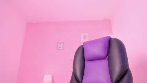 Snapshot of liaamoretzz chatting on November 2025 12:57:02 AM liaa moretzz online show from November 2025 12:57:02 AM