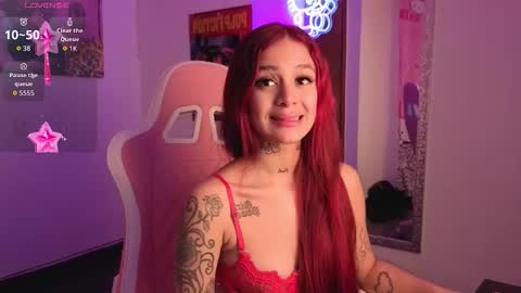 Lia Butera online show from October 2025 03:45:01 PM