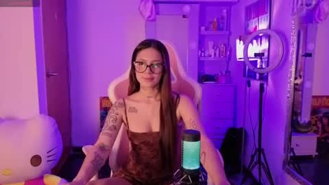 Lia Butera online show from July 2026 08:04:01 PM