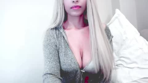 Snapshot of liadivina chatting on April 2026 07:51:02 AM Lia Divina online show from April 2026 07:51:02 AM