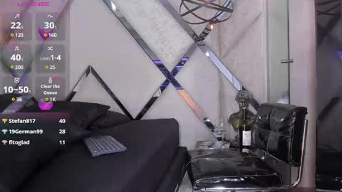 Snapshot of liah_grey8 chatting on February 2025 08:00:01 PM ---Liah--- online show from February 2025 08:00:01 PM