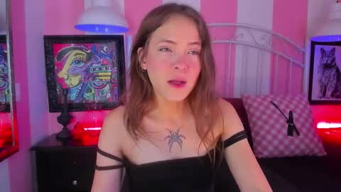 Snapshot of liah_grey8 chatting on December 2025 09:35:01 PM ---Liah--- online show from December 2025 09:35:01 PM