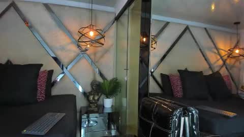 ---Liah--- online show from February 2026 09:35:01 PM