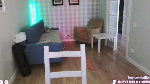 lialilia online show from February 2025 11:31:02 AM