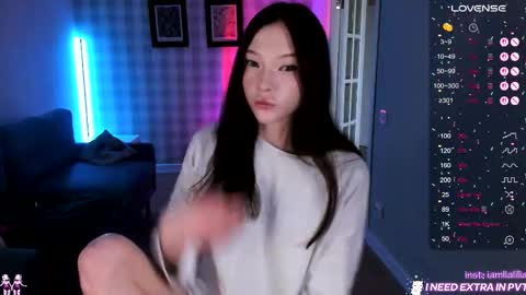 lialilia online show from October 2025 08:57:01 AM