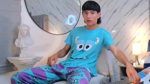 Snapshot of liam_055 chatting on January 2025 03:36:02 AM Liam online show from January 2025 03:36:02 AM