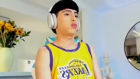 Snapshot of liam_055 chatting on October 2025 06:13:02 PM Liam online show from October 2025 06:13:02 PM