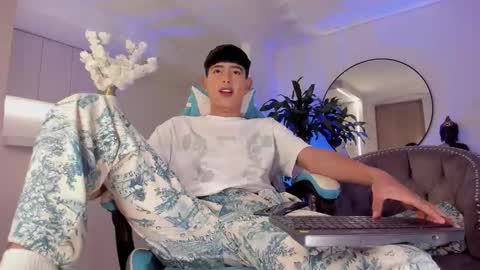 Snapshot of liam_055 chatting on February 2026 10:53:01 PM Liam online show from February 2026 10:53:01 PM